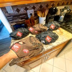 Baseball Catchers Mitts All Sizes