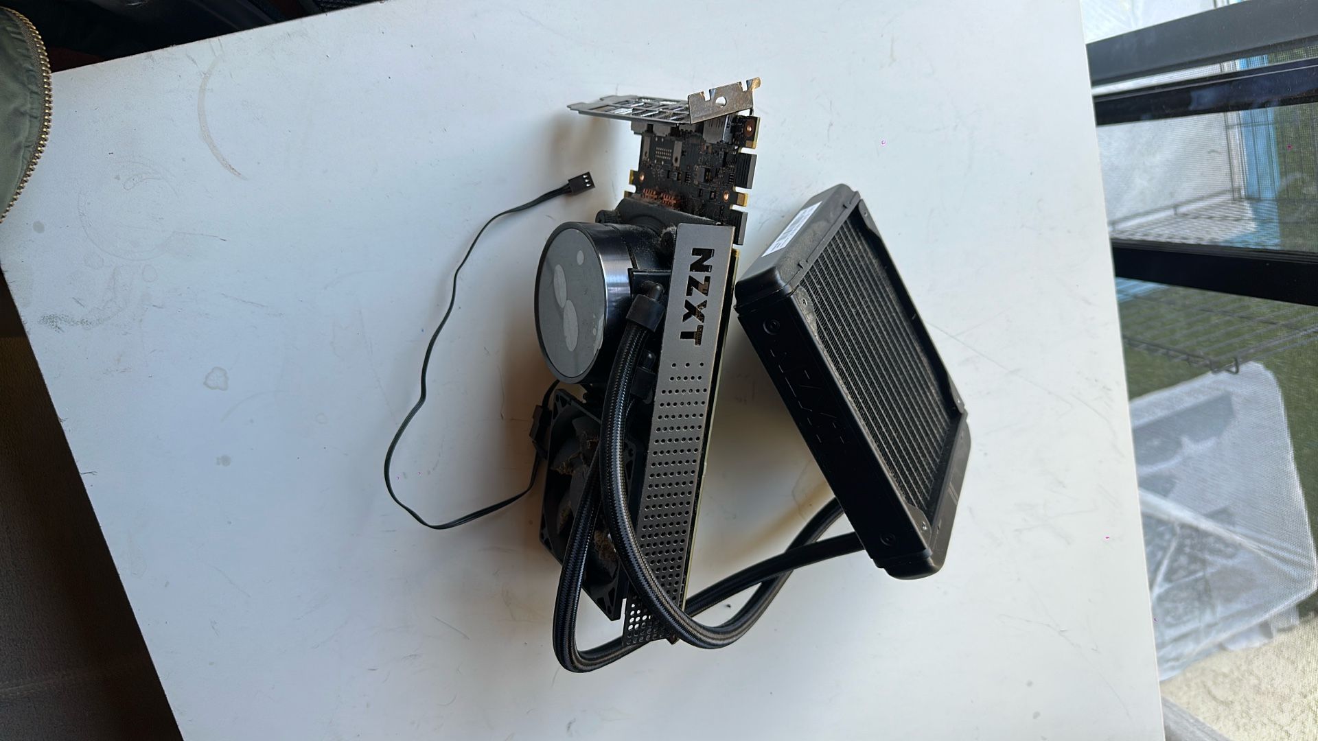 GPU with NZXT Kraken G12 mounting bracket-AIO liquid cooler (radiator, pump, tubing) FAN INCLUDED