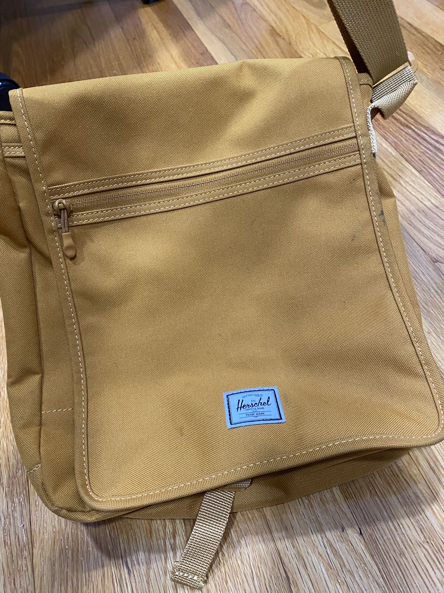 Herschel Supply Co. Lane Messenger Bag