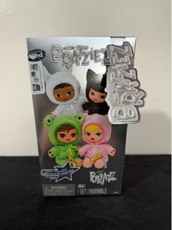 Confirmed Bratz Mystery box Bunny Boo Sasha