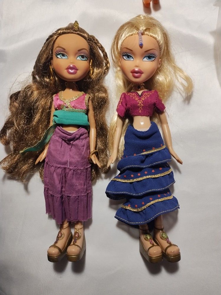 Bratz Genie Dolls Yasmin Or Chole Good Condition