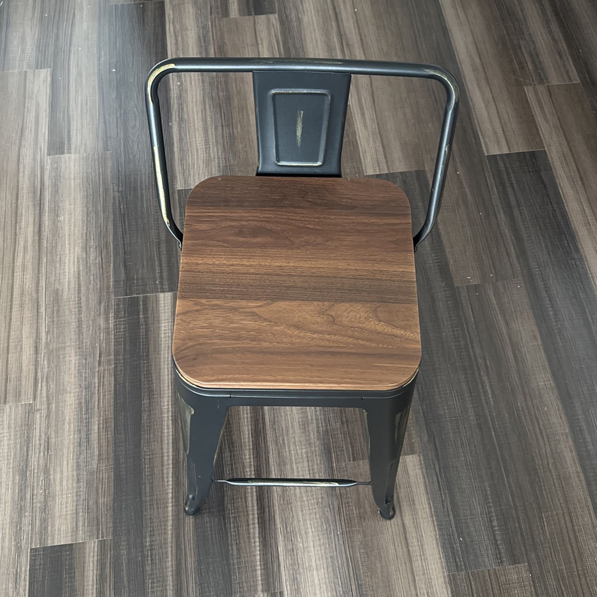 4 (Practically New!) Bar Stools for Sale in Fort Worth, TX OfferUp