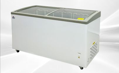 NSF 60 inches 14 cu ft Chest Glass door Freezer SD551S