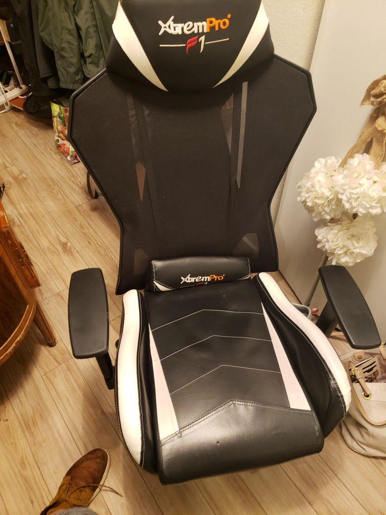 Xtreme Pro Gamer Chair