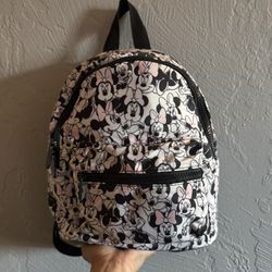 Minnie Mouse Backpack 🐭