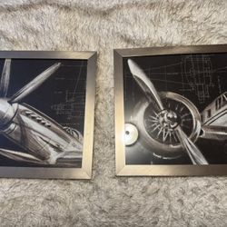 2x Framed Plane Pictures