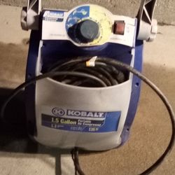 Kobalt 1.5 Gallon Portable Air Compressor 