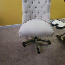Lilu Office Chair Beige Tufted