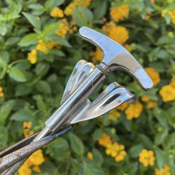 Ludwig Vintage T-Rod and Claw Sets (8) + 1 Free Rocker Claw. WE sale price*