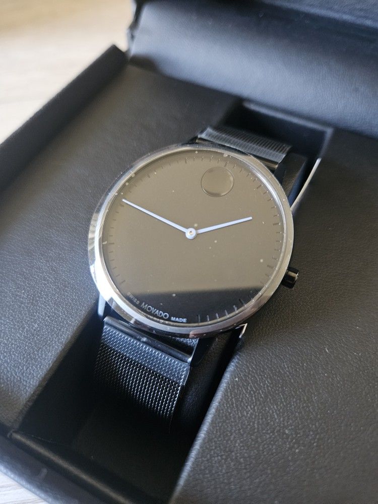 Movado Face Watch With Mesh Bracelet