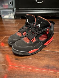 Red Thunder Air Jordan 4’s  (Size US12)