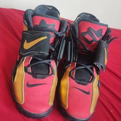 Nike Air 49er theme, size 8.5 male adult