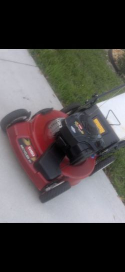 Lawn mower/ Toro Recycle 22" Self Propelled 150cc High Wheel Garage Kept!