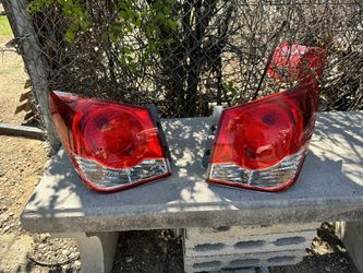 2011 - 2015 Chevy Cruz Tail Lights