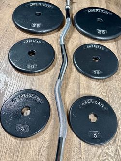 NEW Standard Curl Bar with Weight Plates 25s, 10s and 5s. (Total: 95 lbs)