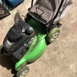 Lawn Boy Lawn Mower 20 Inch  Self Propelled 