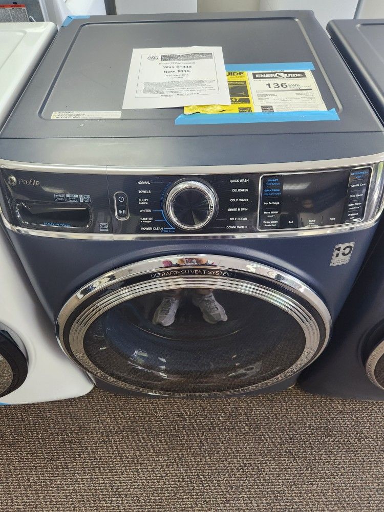 Profile 5.3 cu. ft. Smart Front Load Washer in Sapphire Blue wlOdorBlock UltraFresh Vent System, Microban Tier 2 EStar