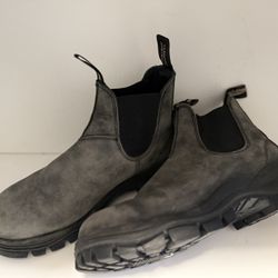 Blundstone Chelsea Lug Model (Rustic Black)