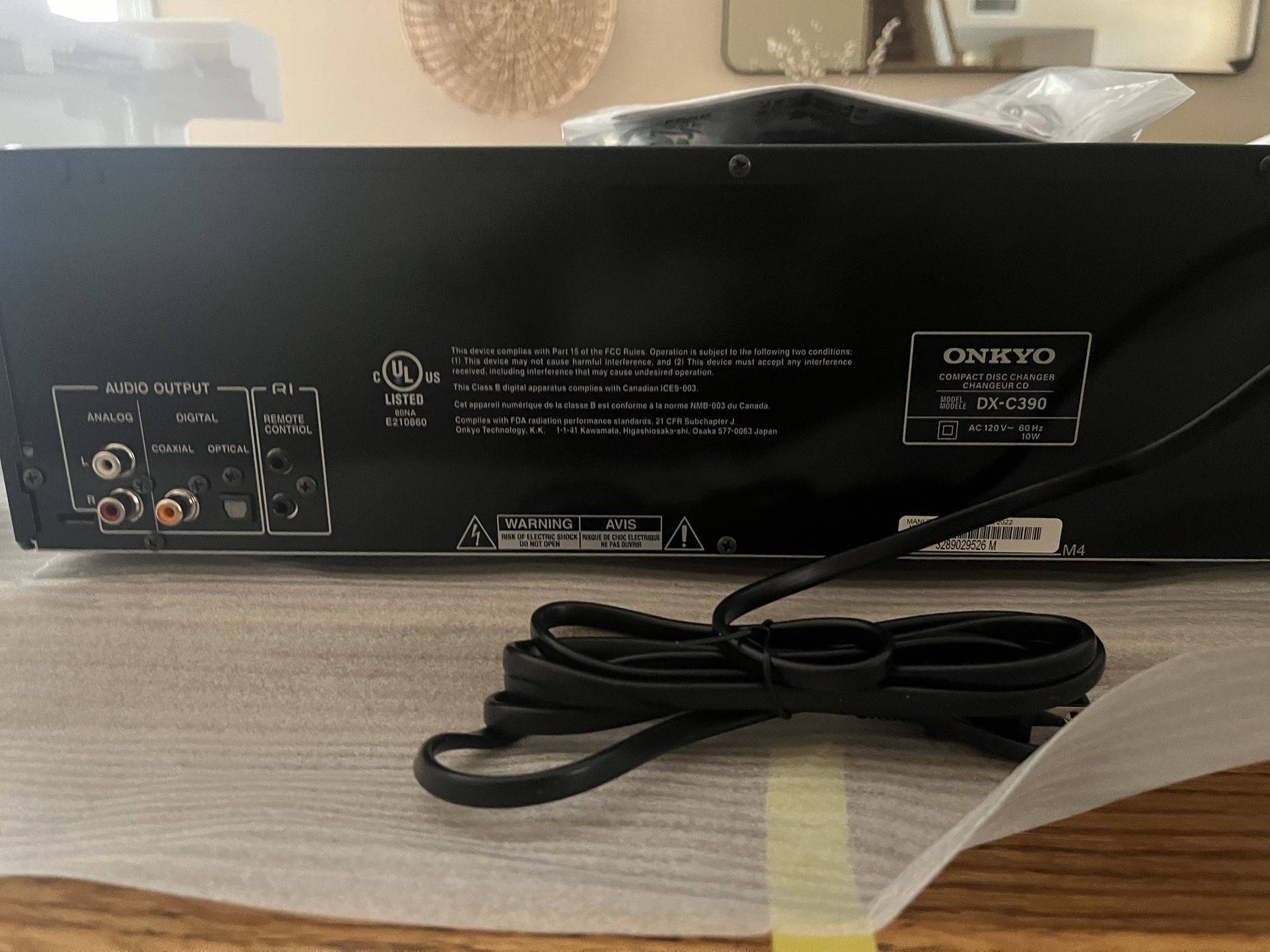 Onkyo DXC390 6 Disc CD Changer,Black