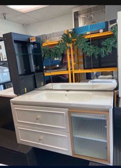 New In Box 40" Floating Wooden Vanity Combo Sink Vanity and Medicine Cabinet