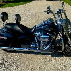2017 Harley dawidson road king