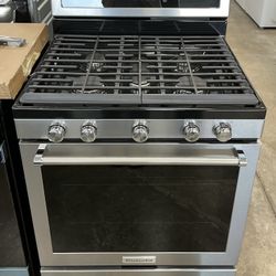KitchenAid 30 inch 5 burners 5.8 cu. ft. Gas Range