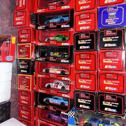 New Vintage 90s Racing Champion 1:24 Cars 