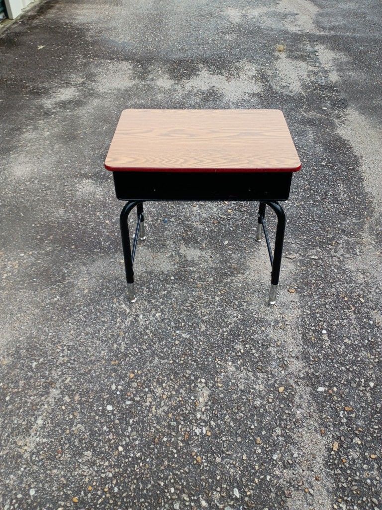 Cute School Table