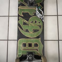 DGK Skateboard 