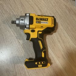 DEWALT DCF894B 20V 1/2inch Cordless Impact Driver Wrench