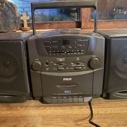 RCA Portable Boombox CD TAPE RECORDER Vintage Bass Reflex TESTED WORKS!