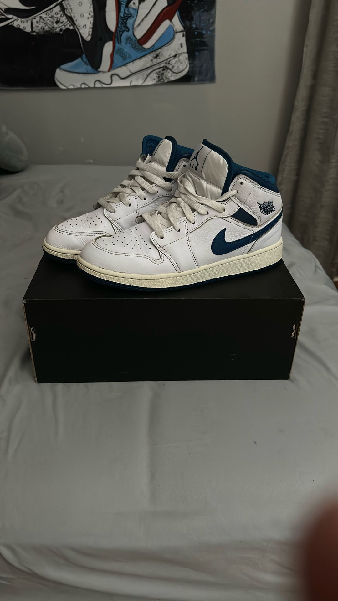 Air jordan 1 mid se 6.5 youth