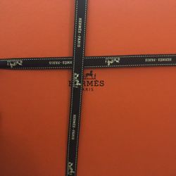 Hermēs Women’s Birkin  Black 25 Leather Handbag Brand New