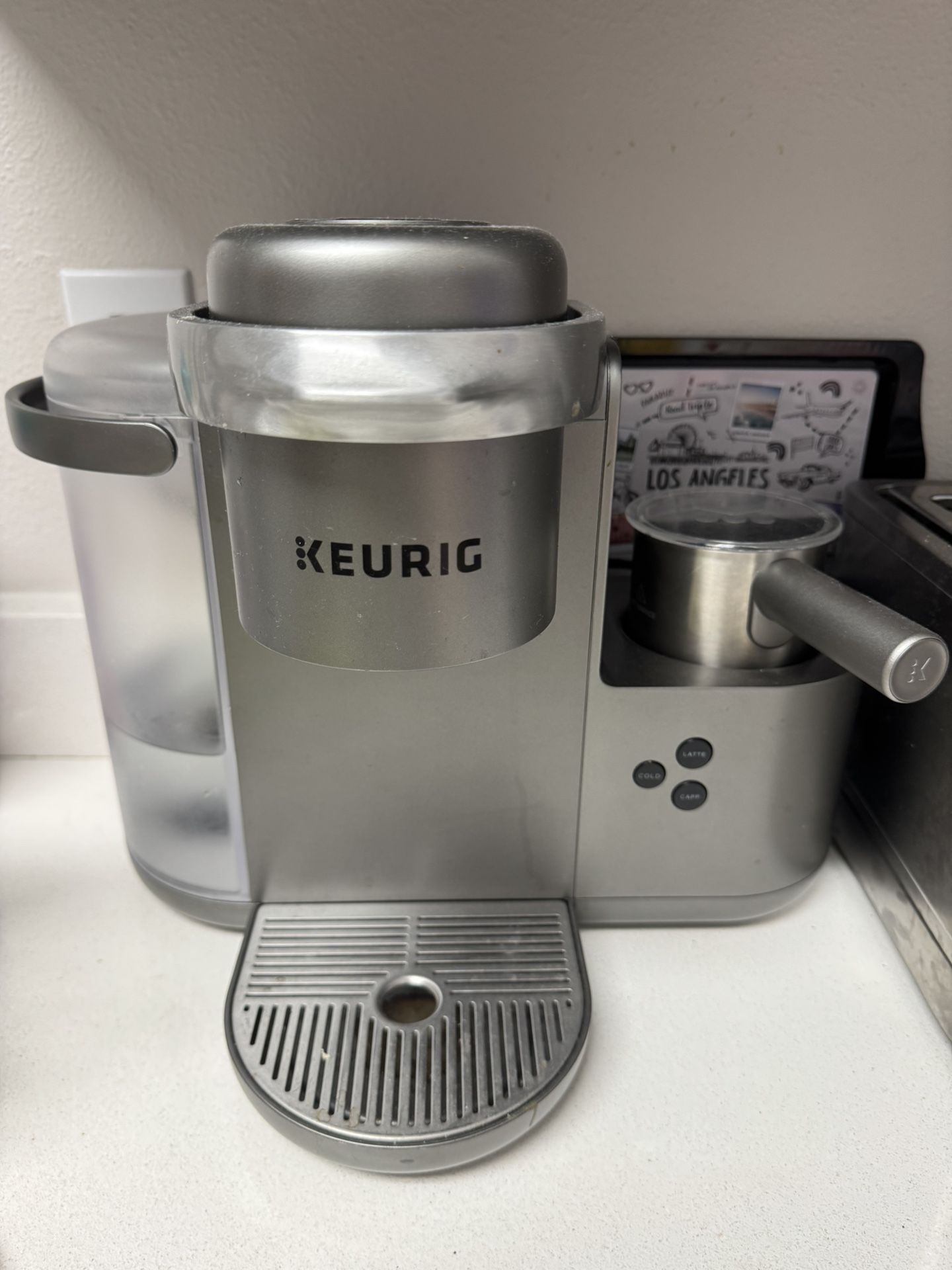 Keurig Coffee Machine- Latte and Capuccino Maker