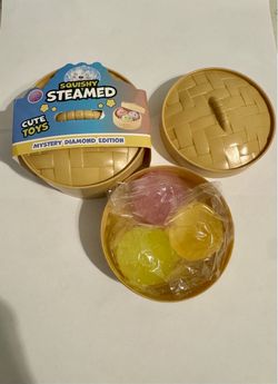 Glow in the dark mini squishy