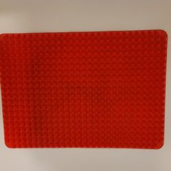 Pyramid Pan: Fat Reducing Silicone Cooking Mat For Oven & Microwave