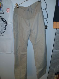 *Gap Maternity Size 2*