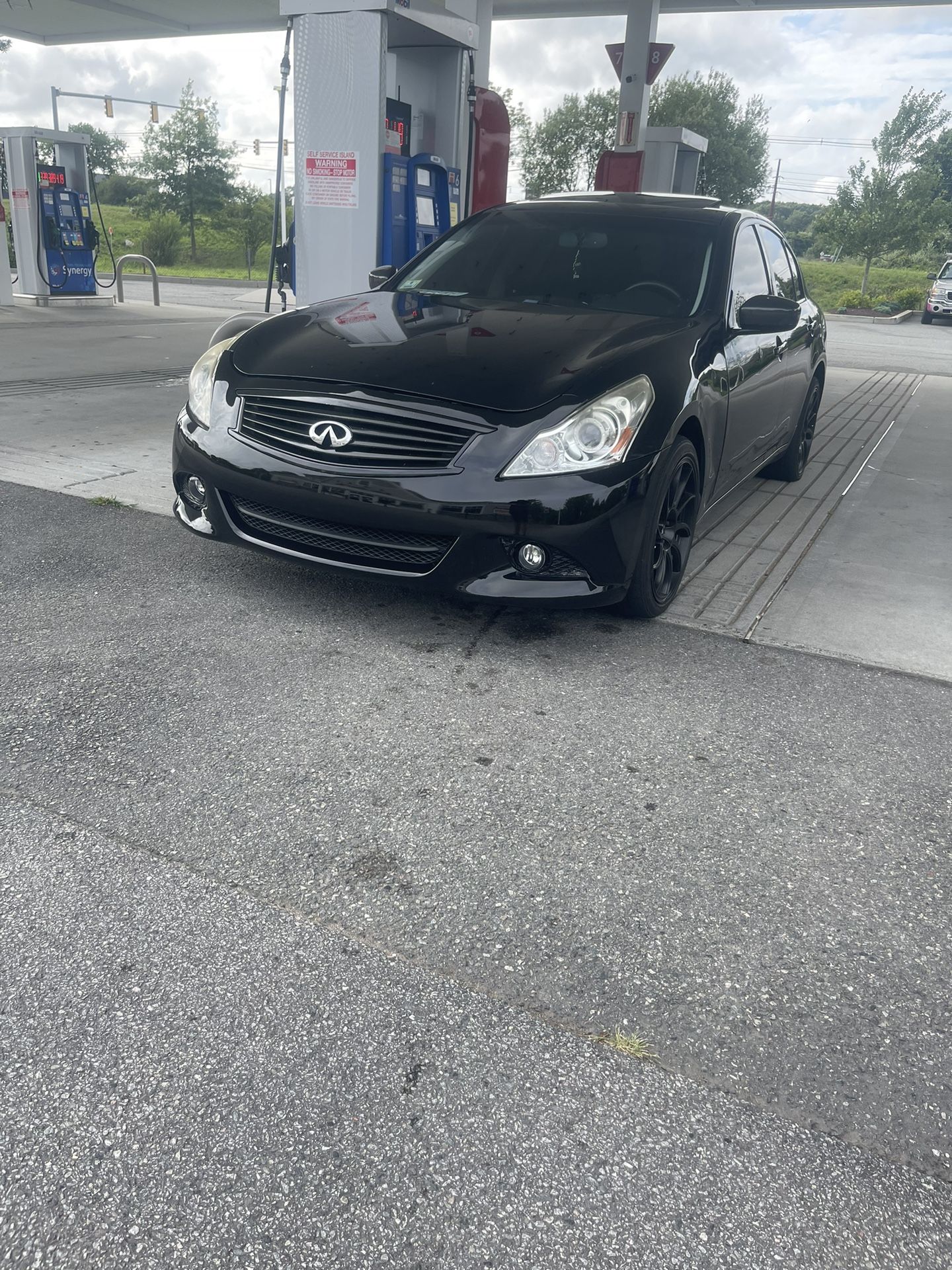 2012 Infiniti G37x