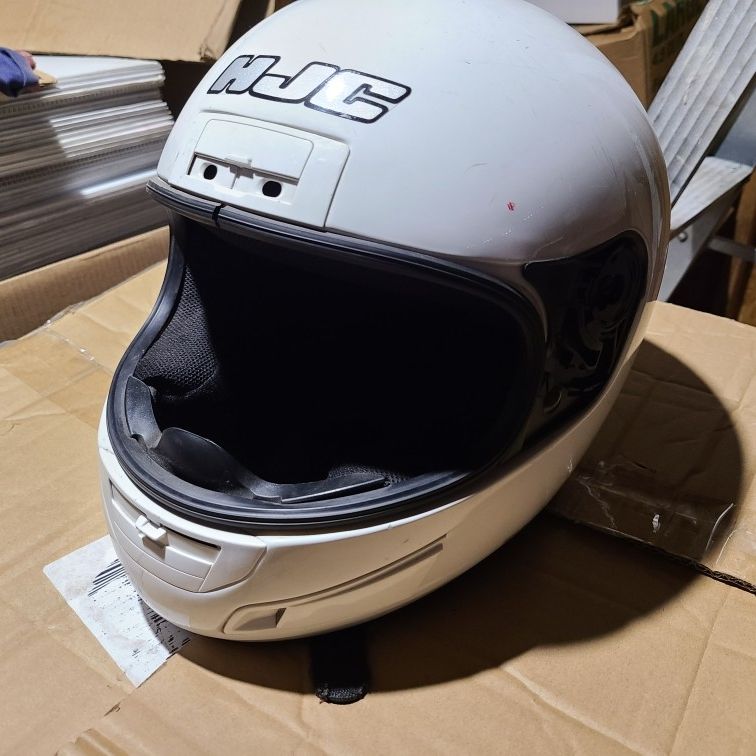 cl-13 helmet hjc CL-MAX 3 Solids The helmet features a wide HJC CL-Ironroad - Richmond Honda