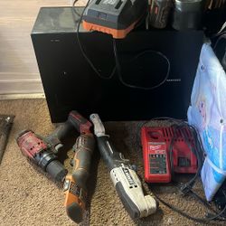 Power Tools And Chargers 