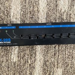 Digital Music Corp MX-28S 2x8 MIDI Patchbay