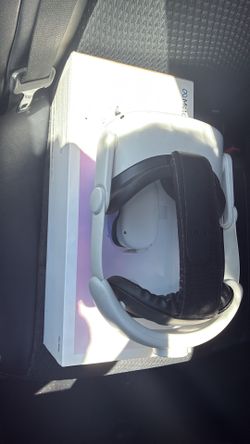Meta Quest 2 VR Headset with box