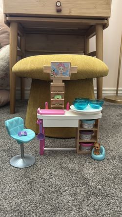 Barbie self care set with all props (no Barbie included)