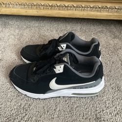 Size 8 Nike Air Max LTD 3 Size 8