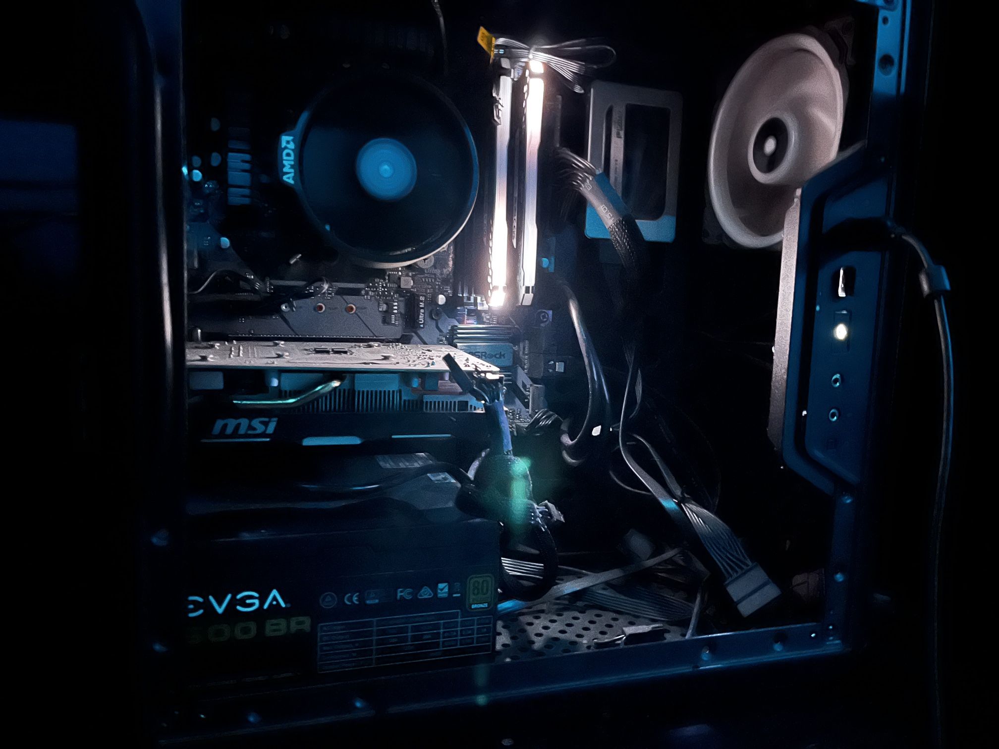 custom gaming pc(cool master case)