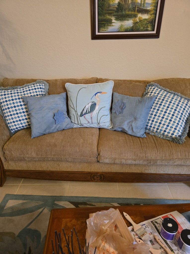 Craft Master Sofa