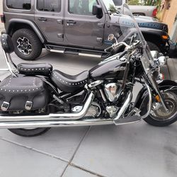 2004 Yamaha Midnight Star