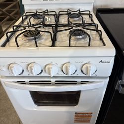 Amana 20 in. 2.6 cu. ft. Gas Range in White