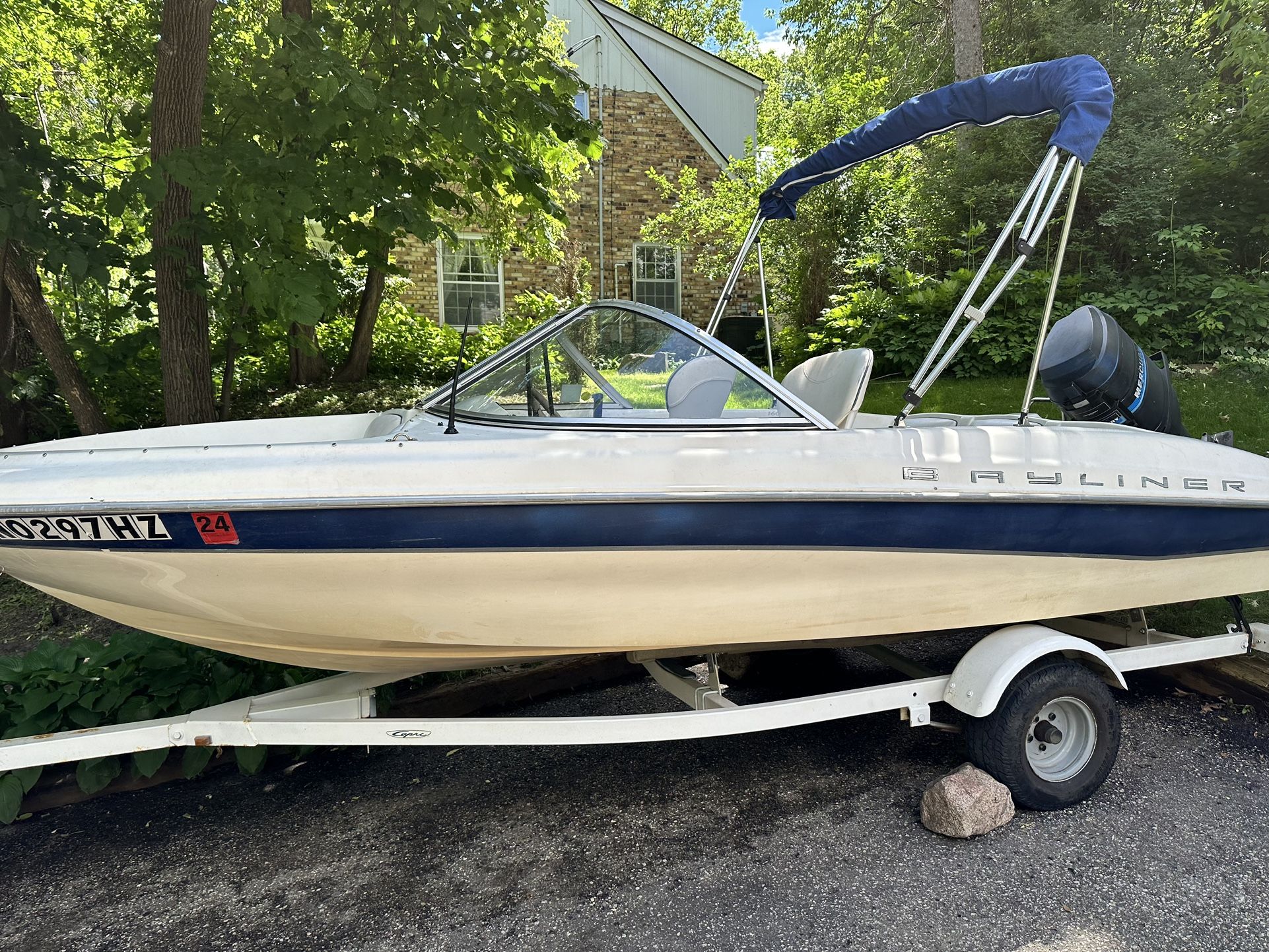 Bayliner Boat
