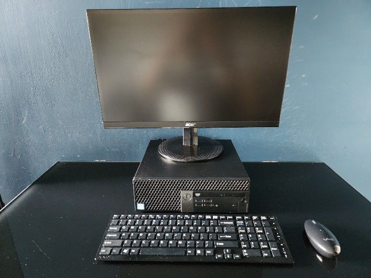 Dell Desktop Computer Set
i7/3.4GHZ 16GB/256GB + 24" Acer Monitor + Wireless Keyboard & Mouse + Windows 11 Pro